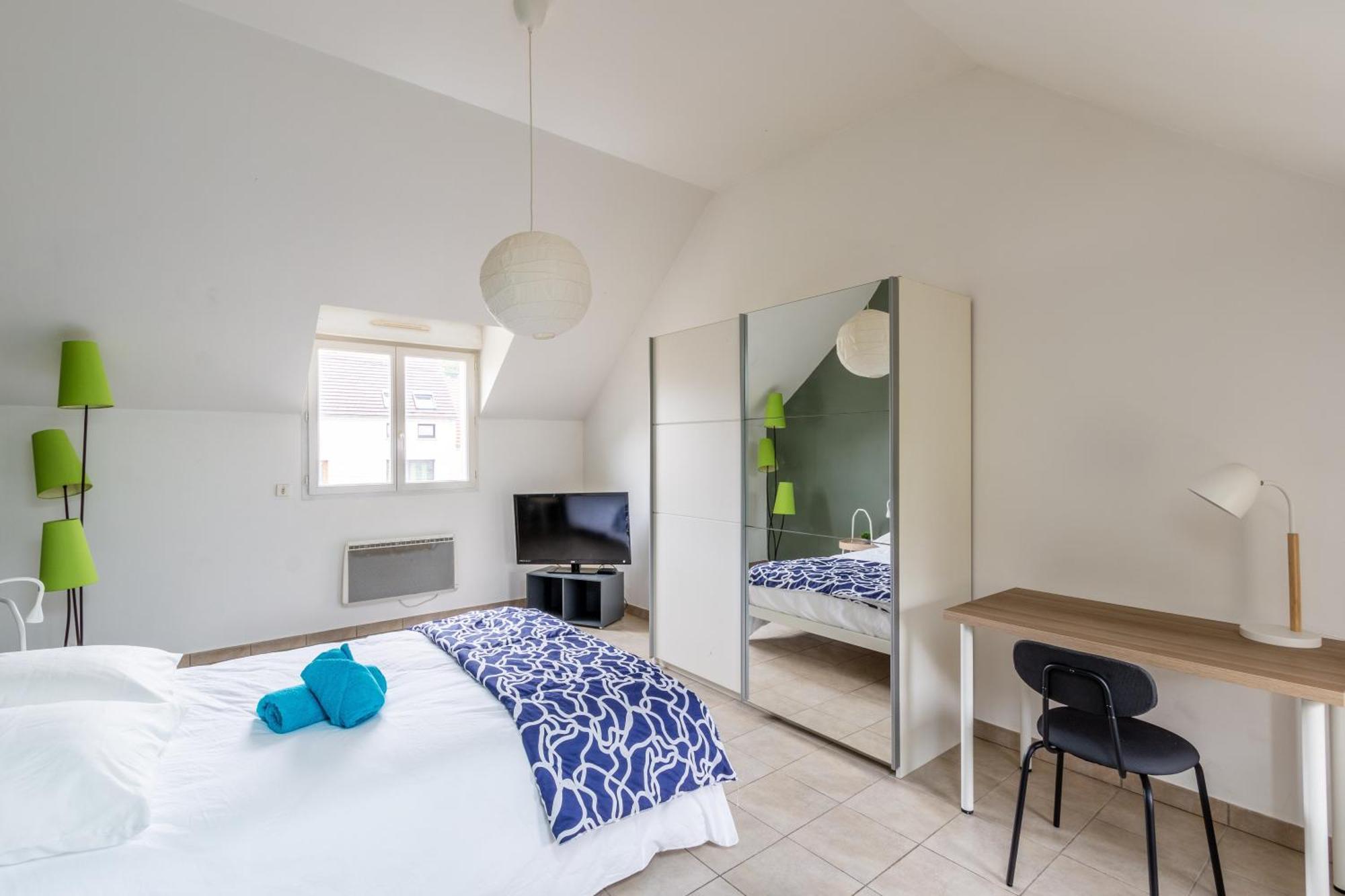 Le Duplex , Proche Gare Rer, Parking, Arrivee Autonome Apartment ปาเลโซ ภายนอก รูปภาพ